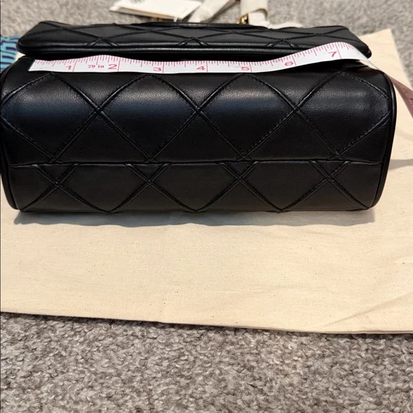 Tory Butch Fleming soft shoulder bag- black - Picture 4 of 8